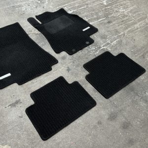 2005-2011 Mercedes Benz A Class Original Floor Carpet Mats Genuine Manufactured(BLACK) Floor Mats Front And Rear
